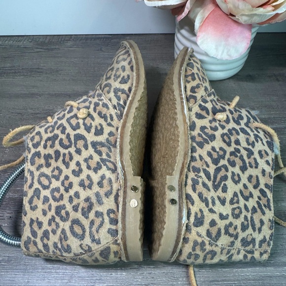 BNWOT Beek Penguin Shearling Leopard Print Ankle Booties size 7 HANDMADE - Picture 7 of 9